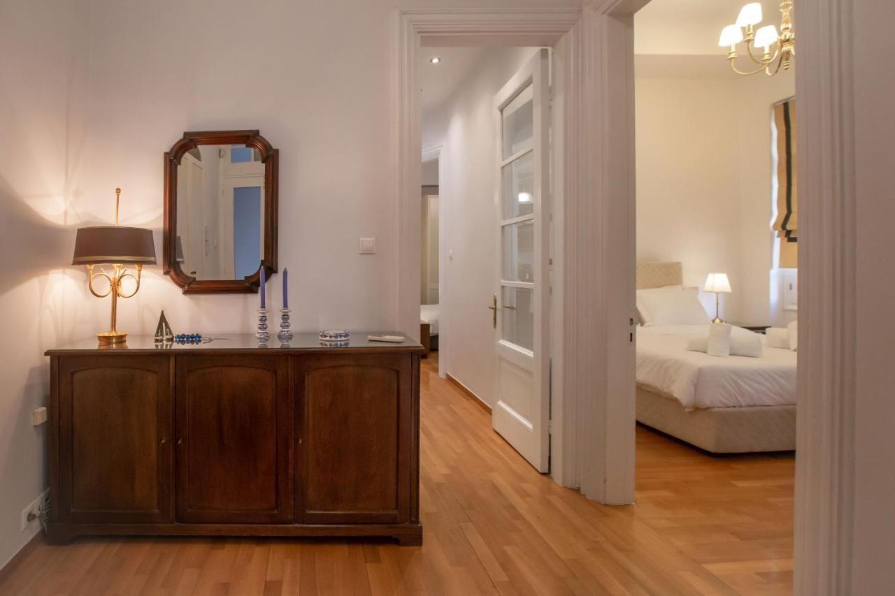 Neoclassical Apartment Close To Syntagma-Plaka By Ghh Athen Exterior foto