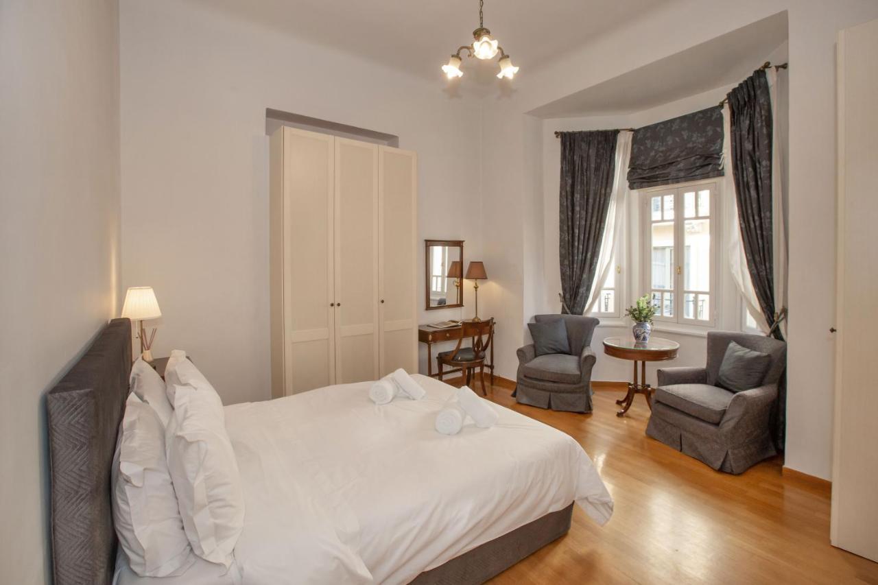 Neoclassical Apartment Close To Syntagma-Plaka By Ghh Athen Exterior foto
